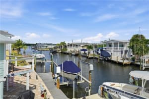 850 Oak Street, Fort Myers Beach, FL 33931 - MLS#225075493