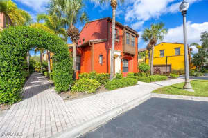 8953 Malibu St 402, Naples