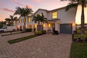 15388 Wildflower Circle, Naples, FL 34119 - MLS#225075541