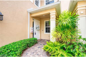 8649 Champions Point, Naples, FL 34113 - MLS#225075542