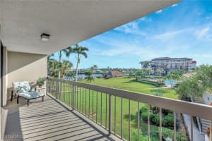 651 Seaview Court, Marco Island, FL 34145 - MLS#225075551