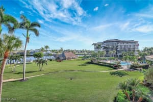 651 Seaview Court, Marco Island, FL 34145 - MLS#225075551