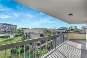 651 Seaview Court, Marco Island, FL 34145 - MLS#225075551
