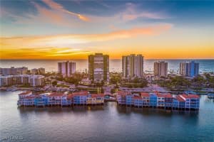 4000 Gulf Shore Blvd N 1500, Naples