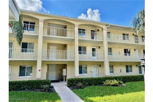 3695 Amberly Cir E305, Naples