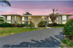 300 Palm Drive, Naples, FL 34112 - MLS#225075571