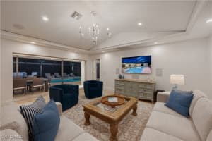 718 Old Trail Drive, Naples, FL 34103 - MLS#225075595