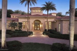 2944 Bellflower Ln, Naples