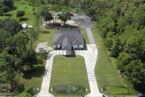 62 35th Avenue, Naples, FL 34120 - MLS#225075626