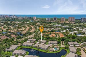 829 Tanbark Dr 202, Naples