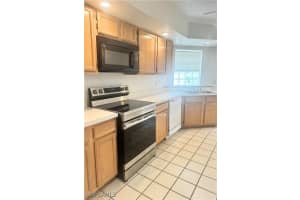 9852 Luna Circle, Naples, FL 34109 - MLS#225075633