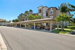 9826 Giaveno Cir 1537, Naples