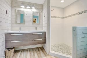 10037 Heather Ln 403, Naples