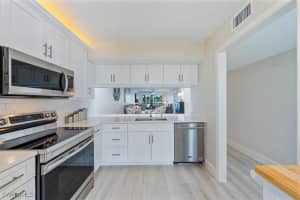 2324 Hidden Lake Drive, Naples, FL 34112 - MLS#225075664