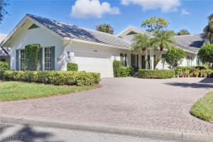202 Edgemere Way S, Naples