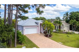 721 93rd Avenue, Naples, FL 34108 - MLS#225075698