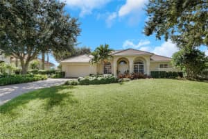 4594 Snowy Egret Dr, Naples