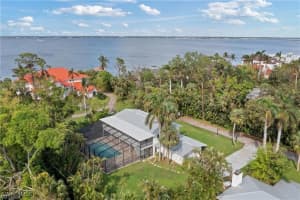 8531 Yorkshire Lane, Fort Myers, FL 33919 - MLS#225075736