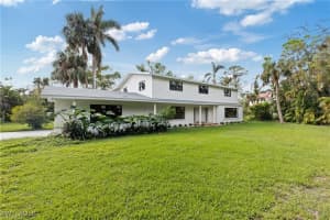 8531 Yorkshire Lane, Fort Myers, FL 33919 - MLS#225075736