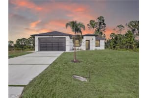 1119 Earhart Street, Lehigh Acres, FL 33974 - MLS#225075748