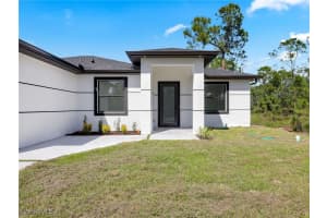 1119 Earhart Street, Lehigh Acres, FL 33974 - MLS#225075748