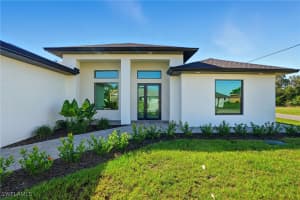 2619 27th Street, Lehigh Acres, FL 33976 - MLS#225075753