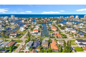 10242 Vanderbilt Drive, Naples, FL 34108 - MLS#225075785