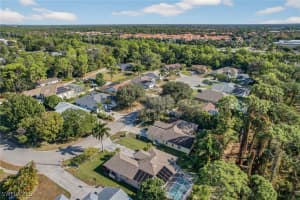 258 Willoughby Drive, Naples, FL 34110 - MLS#225075808