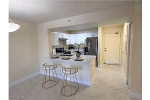 8274 Key Royal Circle, Naples, FL 34119 - MLS#225075854