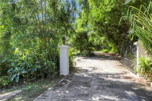4380 7th Avenue, Naples, FL 34119 - MLS#225075875