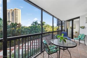 6075 Pelican Bay Boulevard, Naples, FL 34108 - MLS#225075919