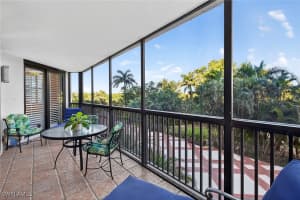 6075 Pelican Bay Boulevard, Naples, FL 34108 - MLS#225075919
