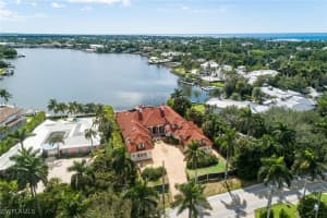 600 Galleon Drive, Naples, FL 34102 - MLS#225075957