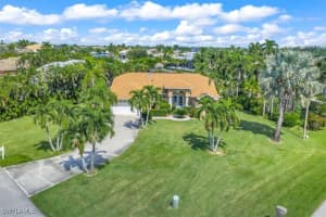 2569 27th Avenue, Cape Coral, FL 33914 - MLS#225075975