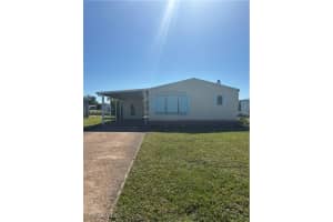 38 Island Lake Lane, Naples, FL 34114 - MLS#225075999