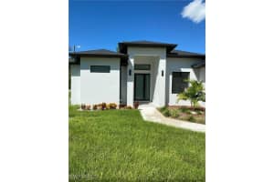 706 W 10th Street, Lehigh Acres, FL 33972 - MLS#225076023