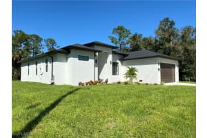 706 W 10th Street, Lehigh Acres, FL 33972 - MLS#225076023