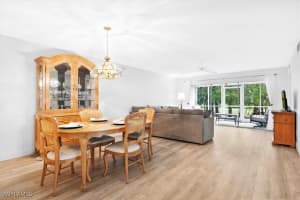 6900 Dennis Cir J106, Naples