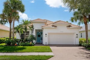 3633 Grand Cypress Drive, Naples, FL 34119 - MLS#225076046