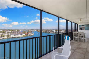 10482 Gulf Shore Drive, Naples, FL 34108 - MLS#225076069