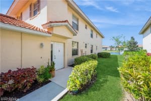 290 Robin Hood Circle, Naples, FL 34104 - MLS#225076079