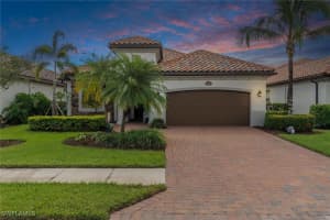 12732 Kinross Ln, Naples