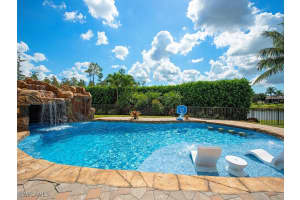 2750 Cinnamon Bay Circle, Naples, FL 34119 Sold 12/10/25