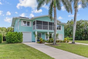 4694 Pembrooke Ln, Bonita Springs