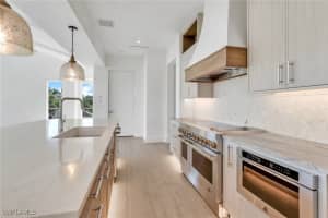 1747 Harbor Lane, Naples, FL 34104 - MLS#225076173