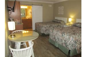 2555 9th Street, Naples, FL 34103 - MLS#225076183