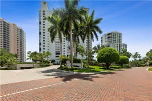 8473 Bay Colony Dr 1401, Naples