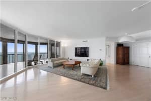 8473 Bay Colony Drive, Naples, FL 34108 - MLS#225076202