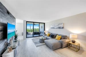 10475 Gulf Shore Drive, Naples, FL 34108 - MLS#225076216