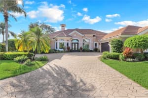 15295 Pembroke Pt, Naples